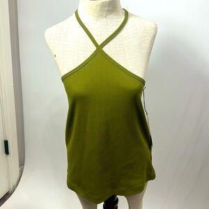 Cabi Intersect Tank 4576 size Medium. Color is Avocado. NWT.